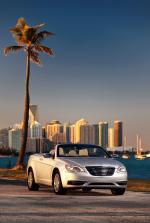 Chrysler 200 Convertible 2011 года